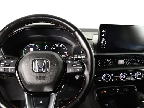 Used 2025 Honda CR-V Sport Touring image 16