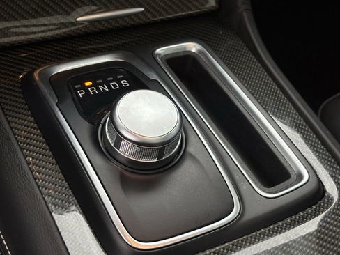 Used 2023 Chrysler 300 C image 19