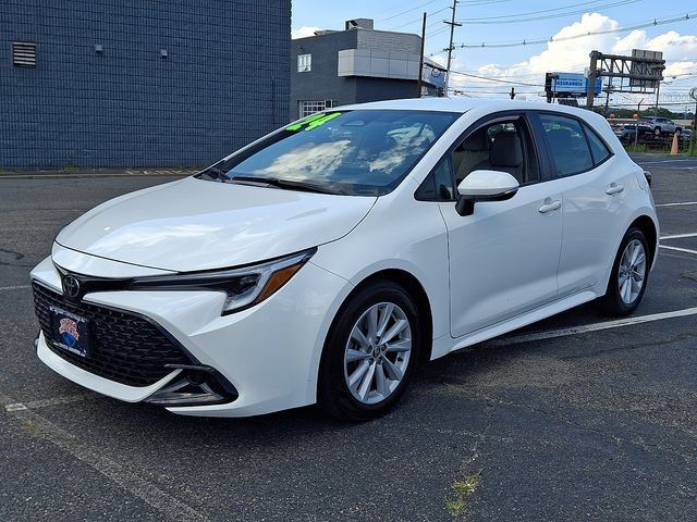 Certified 2024 Toyota Corolla SE FWD image 3