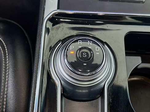 Used 2019 Ford Edge ST w/ Equipment Group 401A image 25