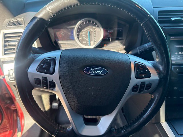 Used 2014 Ford Explorer XLT w/ Equipment Group 202A AWD/4WD image 15