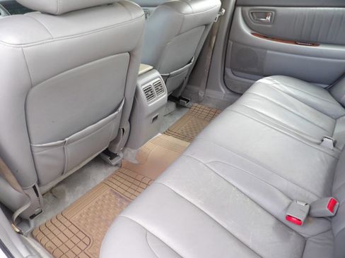 Used 2002 Toyota Avalon XLS image 22