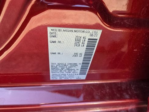 Used 2024 Nissan Altima 2.0 SR FWD image 32
