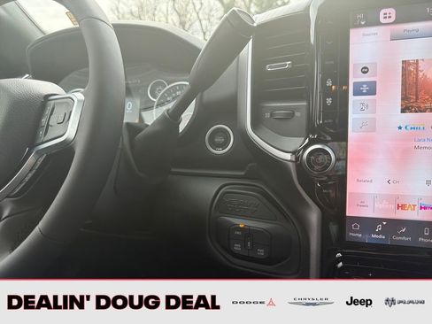 New 2026 RAM 3500 Big Horn AWD/4WD image 27