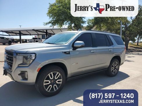 Used 2024 GMC Yukon AT4 w/ Technology Package AWD/4WD image 1