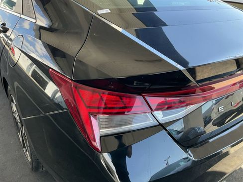 Used 2022 Hyundai Elantra SEL w/ Convenience + Premium Package image 35