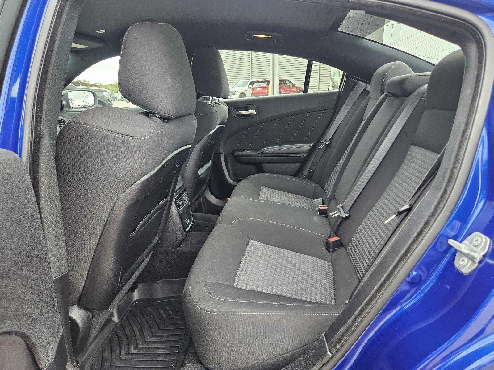 Used 2022 Dodge Charger GT w/ Blacktop Package RWD image 9