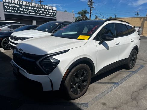 Used 2025 Kia Sportage X-Line AWD/4WD image 2