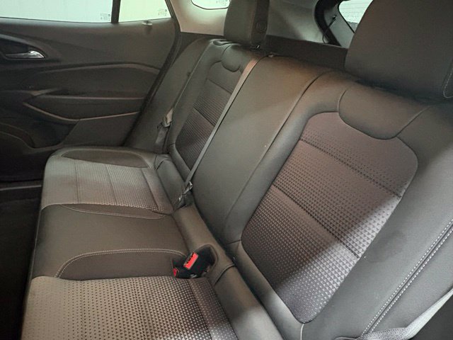 Used 2025 Chevrolet Trax LT w/ Driver Confidence Package FWD image 10