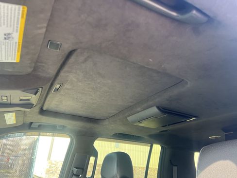 Used 2020 Cadillac Escalade ESV Platinum image 13