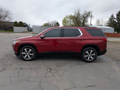 Used 2019 Chevrolet Traverse LT w/ LT Premium Package image 10
