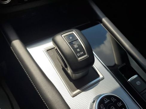 Used 2024 Mitsubishi Outlander SEL AWD/4WD image 30