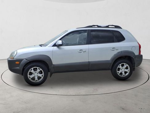 Used 2009 Hyundai Tucson SE AWD/4WD image 9