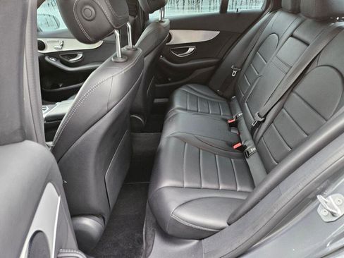 Used 2018 Mercedes-Benz C 300 4MATIC Sedan image 19
