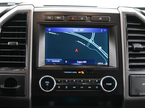 Used 2021 Ford Expedition XLT w/ Equipment Group 202A AWD/4WD image 20