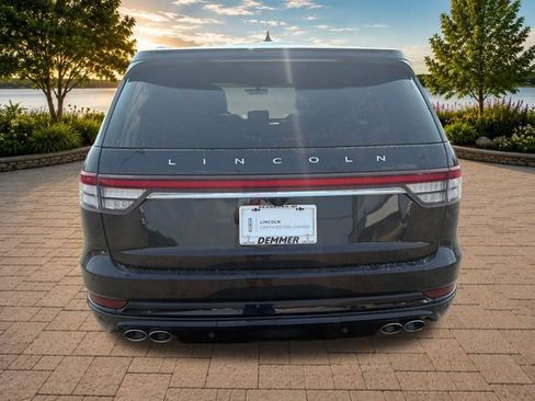 Certified 2024 Lincoln Aviator Reserve w/ Jet Package AWD/4WD image 5