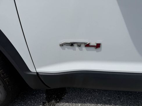 Used 2020 GMC Acadia AT4 w/ Driver Alert Package II AWD/4WD image 4
