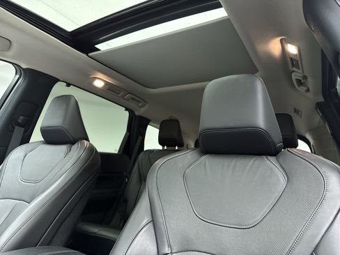 Used 2023 INFINITI QX60 Luxe w/ Cargo Package image 9