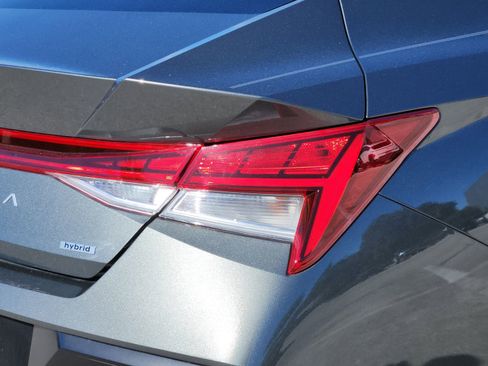 New 2026 Hyundai Elantra Limited image 7