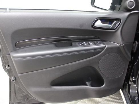 Used 2024 Dodge Durango SXT image 9