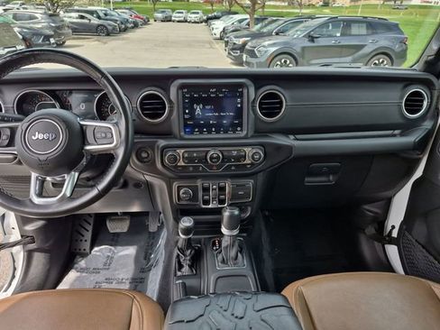 Used 2021 Jeep Gladiator Overland w/ Popular Equipment Package AWD/4WD image 20