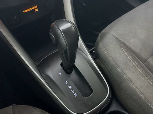 Used 2022 Chevrolet Trax LS w/ Tint and Cruise Package FWD image 16