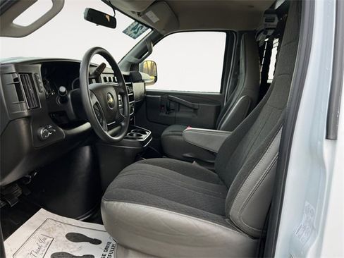 Used 2024 Chevrolet Express 2500 w/ Driver Convenience Package image 9