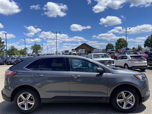 Used 2023 Ford Edge SEL w/ Convenience Package AWD/4WD image 5