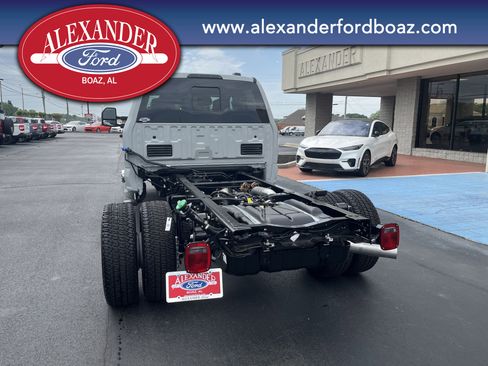 New 2025 Ford F350 XL w/ XL Chrome Package image 6