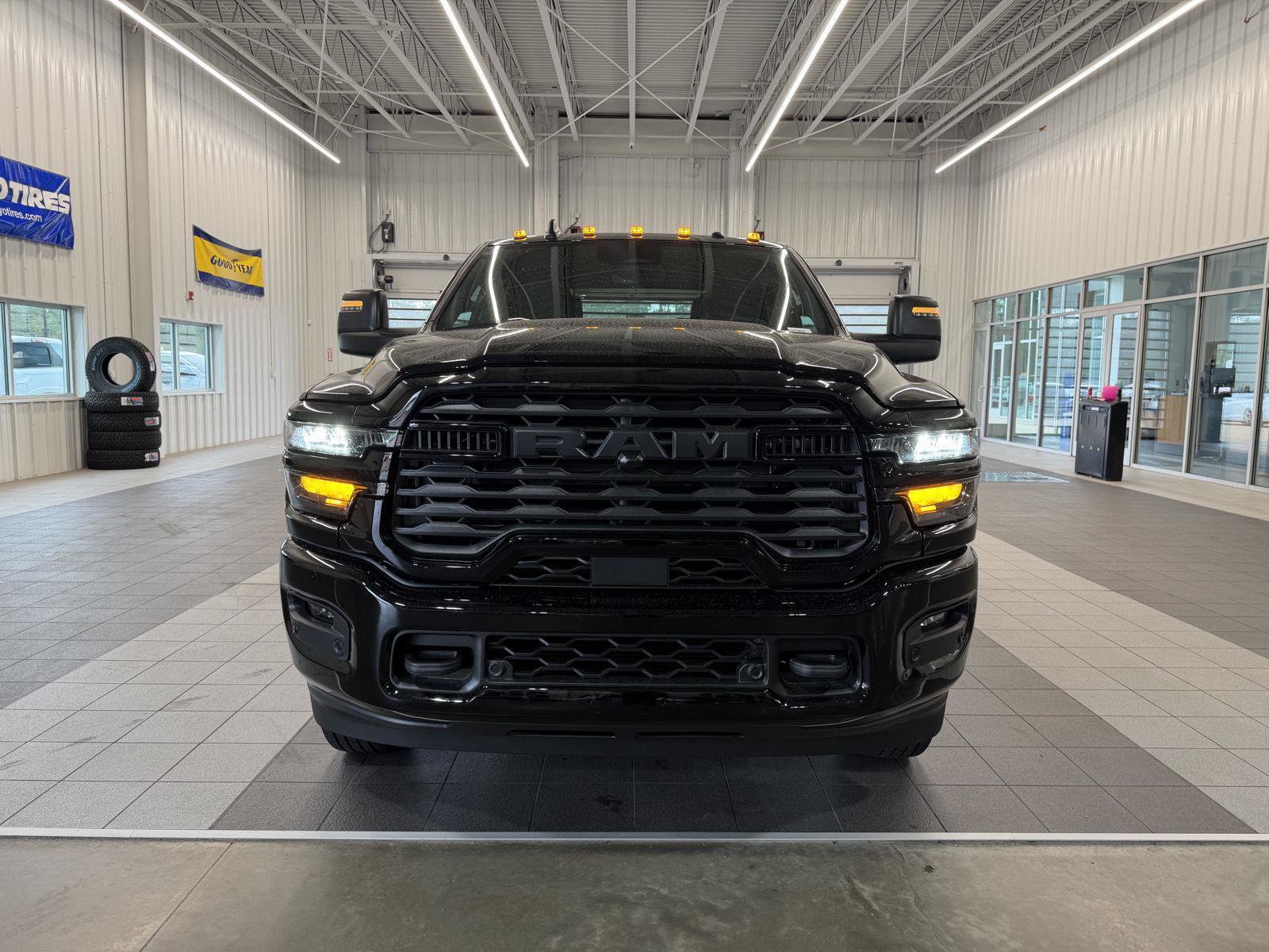 New 2027 RAM 3500 Big Horn AWD/4WD image 2