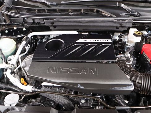 Used 2023 Nissan Rogue SV image 29