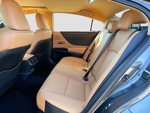 New 2025 Lexus ES 350 w/ Premium Package image 21