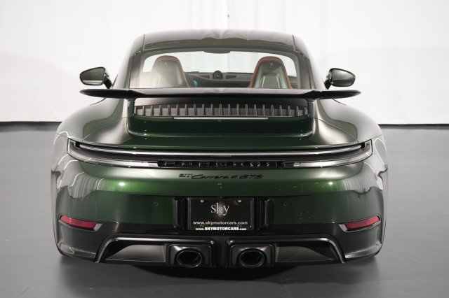 Used 2026 Porsche 911 Carrera 4 GTS AWD/4WD image 13