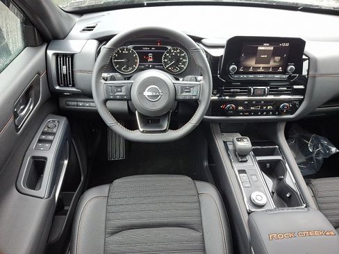 New 2025 Nissan Pathfinder Rock Creek image 6
