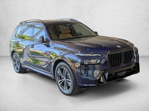 New 2027 BMW X7 xDrive40i w/ M Sport Package AWD/4WD image 7