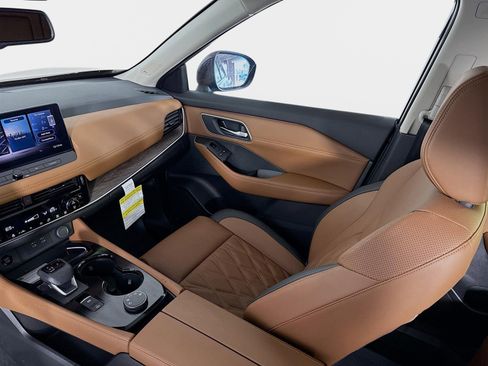 New 2026 Nissan Rogue Platinum image 24