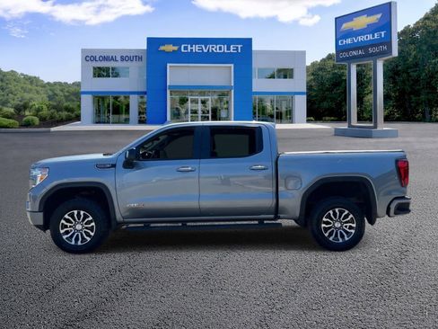 Certified 2020 GMC Sierra 1500 AT4 w/ Off-Road Performance Package AWD/4WD image 3