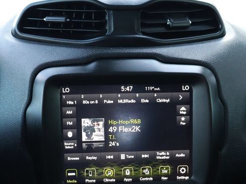 Used 2021 Jeep Renegade Trailhawk w/ Sun & Sound Group AWD/4WD image 45