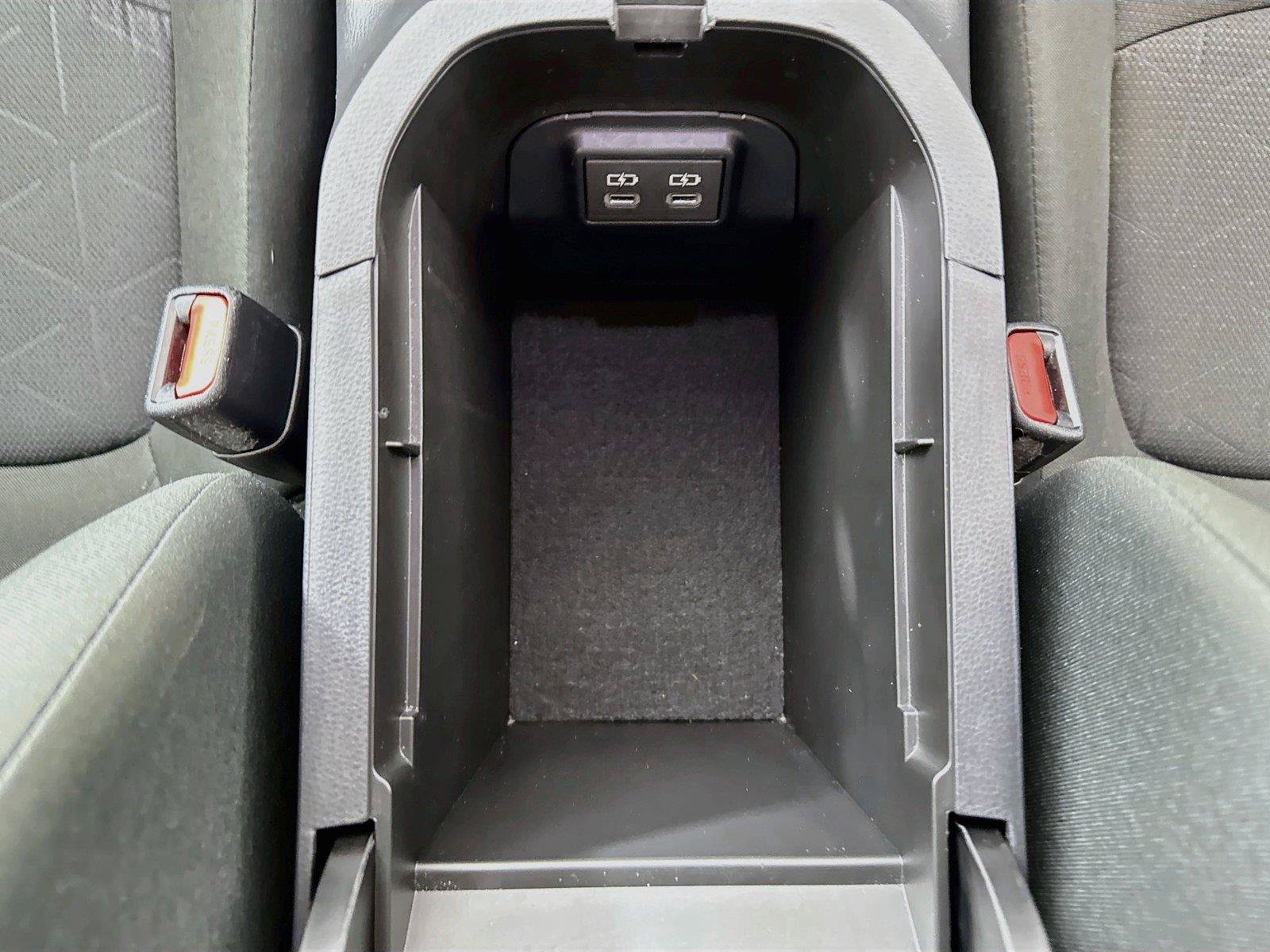 Certified 2025 Toyota RAV4 XLE AWD/4WD image 33