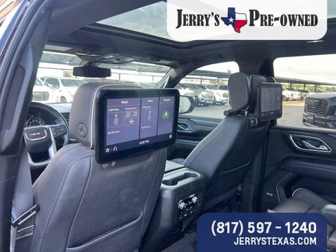 Used 2021 GMC Yukon XL SLT w/ SLT Luxury Plus Package RWD image 12