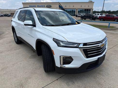 Used 2023 Chevrolet Traverse LT w/ LPO, Floor Liner Package AWD/4WD image 18