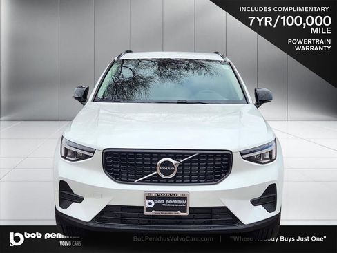 New 2026 Volvo XC40 B5 Core w/ Climate Package image 21