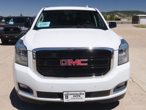 Used 2019 GMC Yukon XL SLE w/ HD Trailering Package AWD/4WD image 6