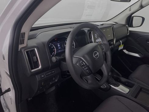 New 2026 Nissan Frontier SV w/ SV Convenience Package RWD image 7