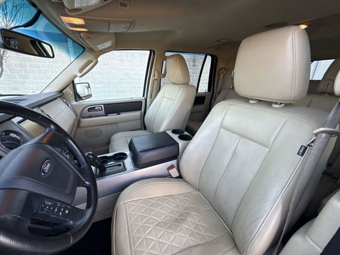 Used 2015 Ford Expedition EL XLT w/ Equipment Group 202A image 18