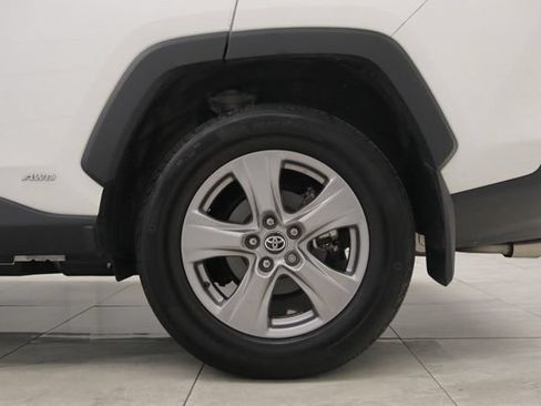 Used 2024 Toyota RAV4 XLE w/ Weather Package AWD/4WD image 33