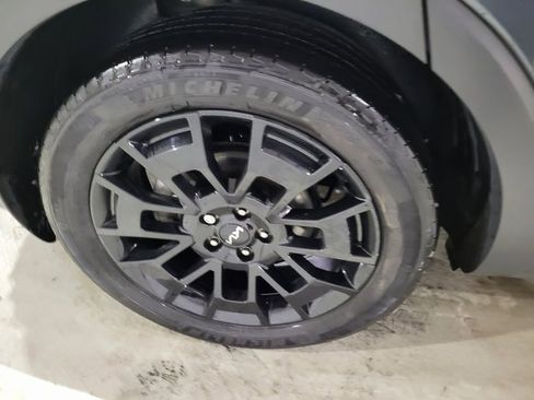 Used 2022 Kia Telluride SX image 29