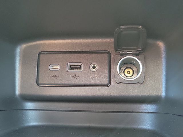 Certified 2024 Chevrolet Equinox LT FWD image 35