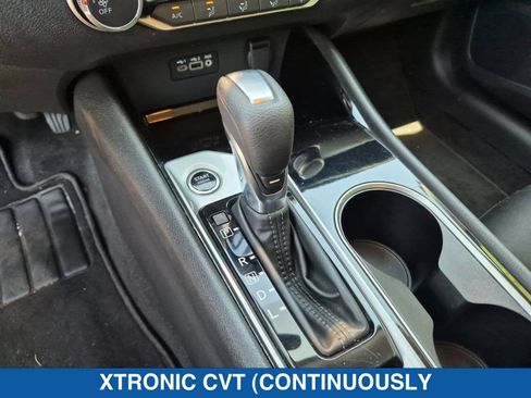 Used 2024 Nissan Altima 2.5 SV AWD/4WD image 13