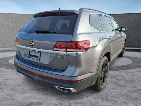 Used 2022 Volkswagen Atlas SE w/ Panoramic Sunroof Package image 10